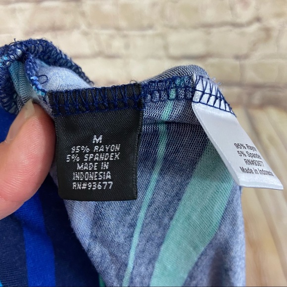 A.n.a. Blue geometric midi skirt size medium - Picture 6 of 8